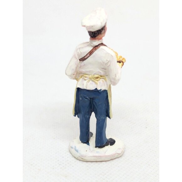 Vintage Rare  Lemax Baker With Basket Of Bread Figurine Home Décor Shelf Sitter - Picture 3 of 11